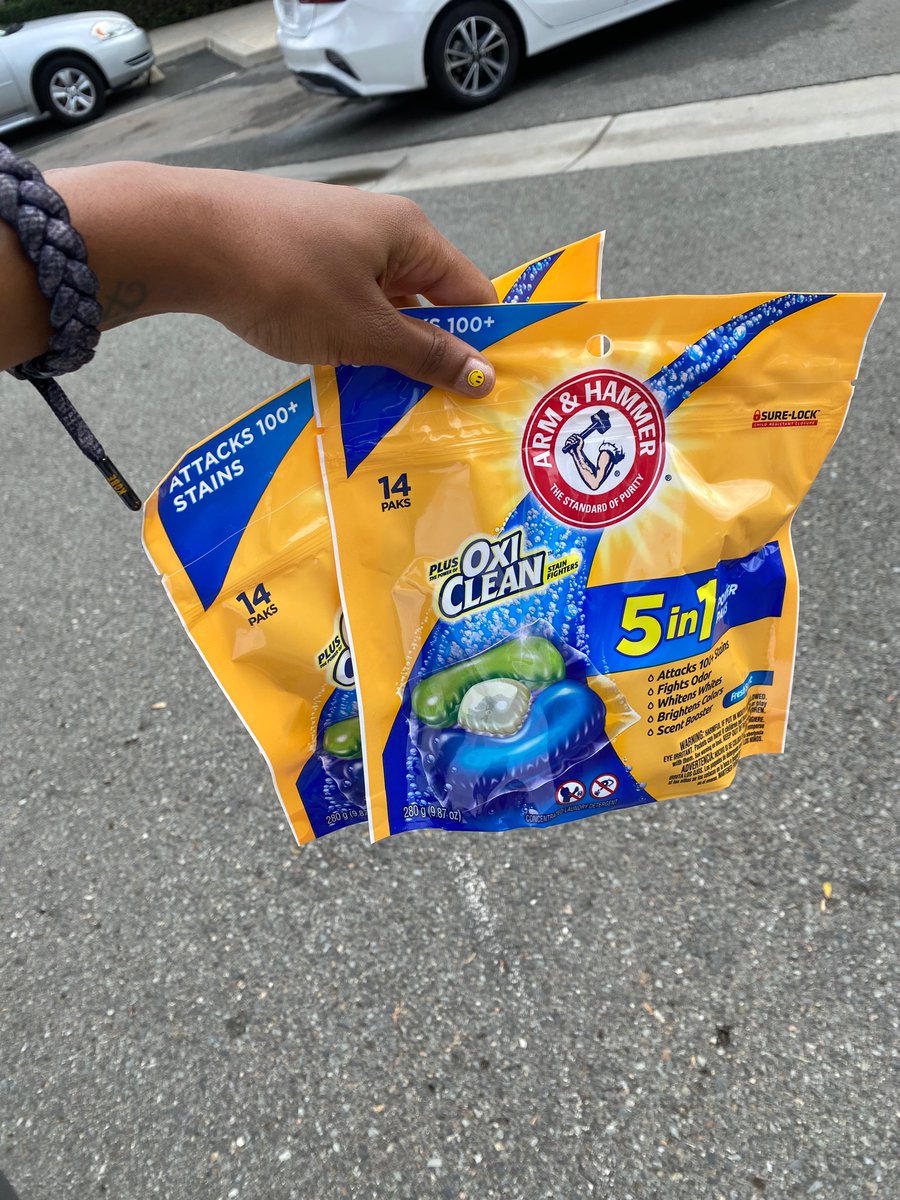 MrsChelseaMonet's tweet photo. Finna make a couple bucks $8 detergent on sale for $2 . Saved $25 &amp; Bought 4 ($8)  May use if I don’t sell 🤷🏾‍♀️ @kickflips_ taught me. Wanna join our reselling&amp;flipping group? Link in comments 👟 🧢 🧸 #KickFlips https://t.co/eMD8vTGFVb