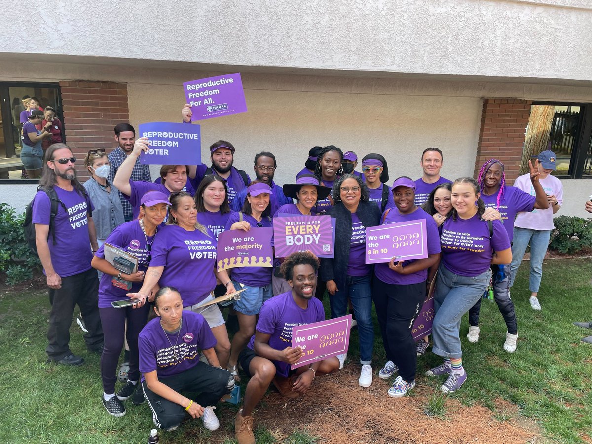 reproforall's tweet photo. We need reproductive freedom champion @SteveSisolak in the governor's office—he'll fight to make sure *every* body in Nevada can access abortion &amp; contraception. @NARALNV members are ready to get out the vote and help make sure he's reelected in November. #FightBackForFreedom https://t.co/EOg6Ly3Pty