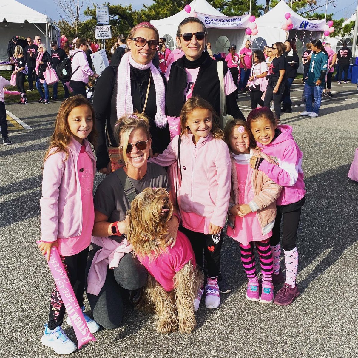 JDbeachteach's tweet photo. Point Beach was well represented at today’s walk 💗💗💗💗💗💗💗💗💗💗💗
#PointBeachCheer #PointBeachFootball #MakingStridesWalk #inOctoberwewearpink #WeRBeach #BeachAtOurBest @AntrimSchool @NaGrosshandler @cwilsonPPBHS @ptbeachsuper https://t.co/xOkvKaO9No