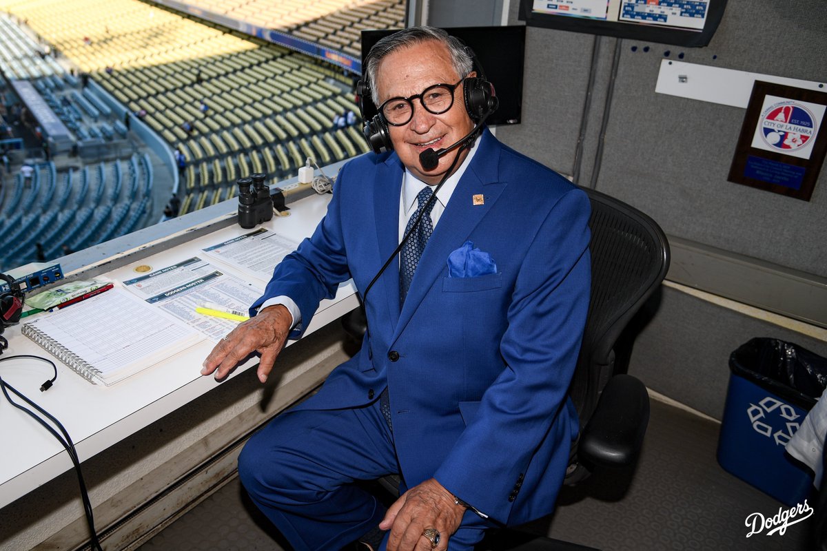 Dodgers's tweet photo. Leyenda. ⁣
⁣
Jaime, thank you for being an inspiration and for being our voice for 64 years. Congratulations on an incredible career. https://t.co/VPTbQXPA7j