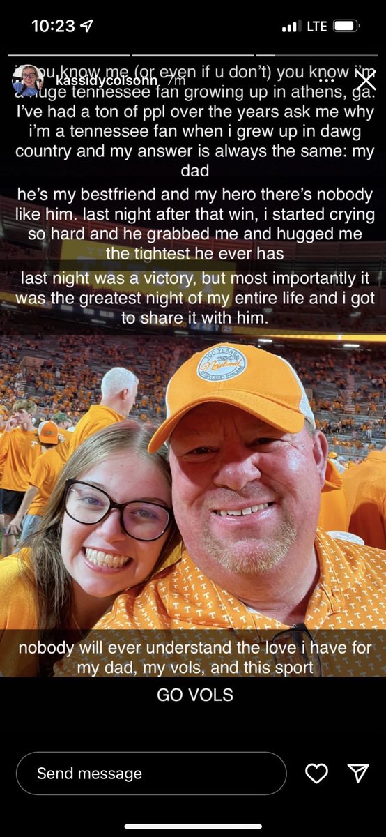 BFWshow's tweet photo. This is what college football is all about. https://t.co/z5nUwSj4NW