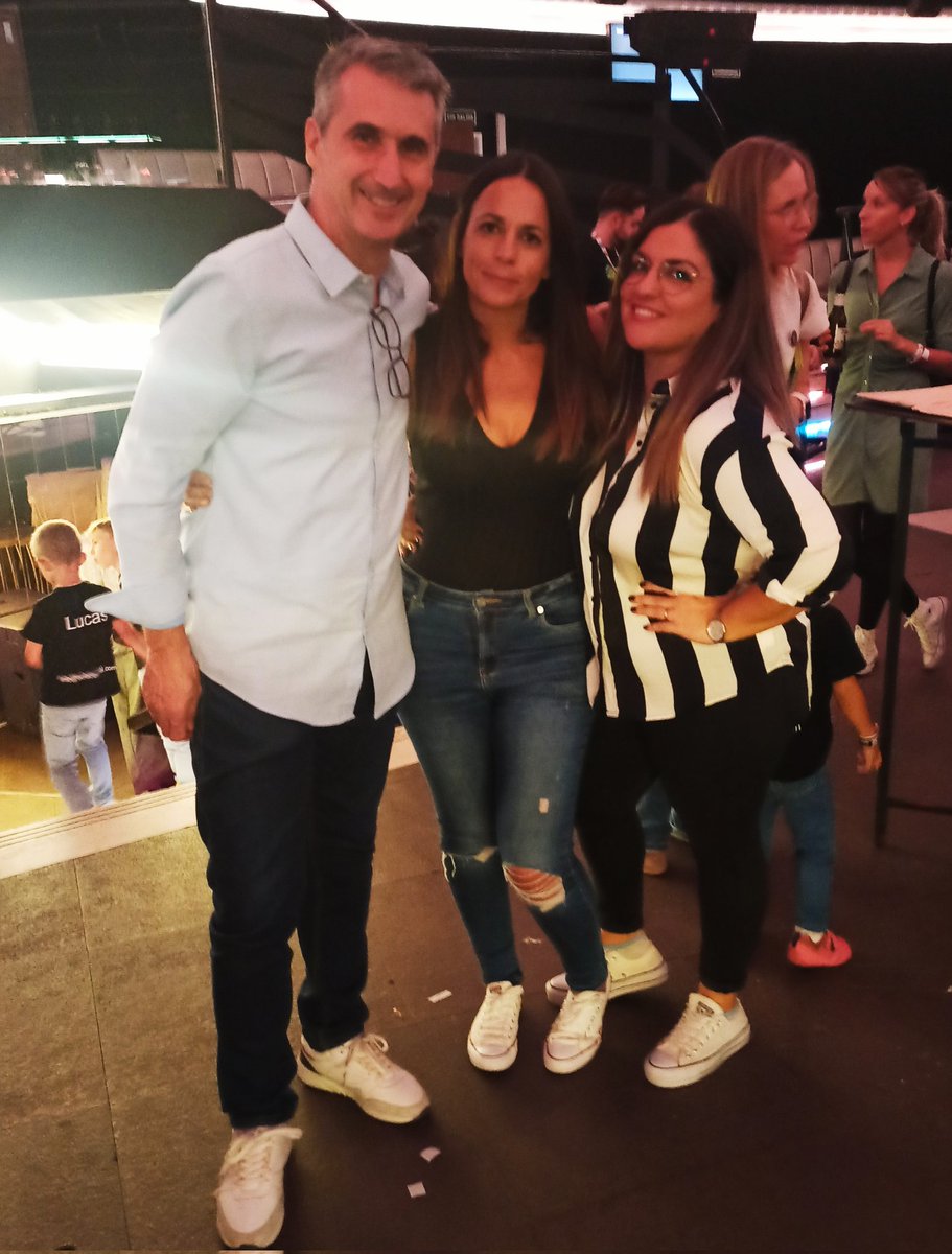 BeatrizCerdan's tweet photo. Grandes encuentros en Teacher Festival de Granada de este finde, entre otros. @TeacherMBA @opospills @jblasgarcia @MiOposicion @nosolopianoedu @rosaliarte @Rmcomaisgrande @Paulabercianopt @maestrocarlosef https://t.co/Ir3KDc7i47