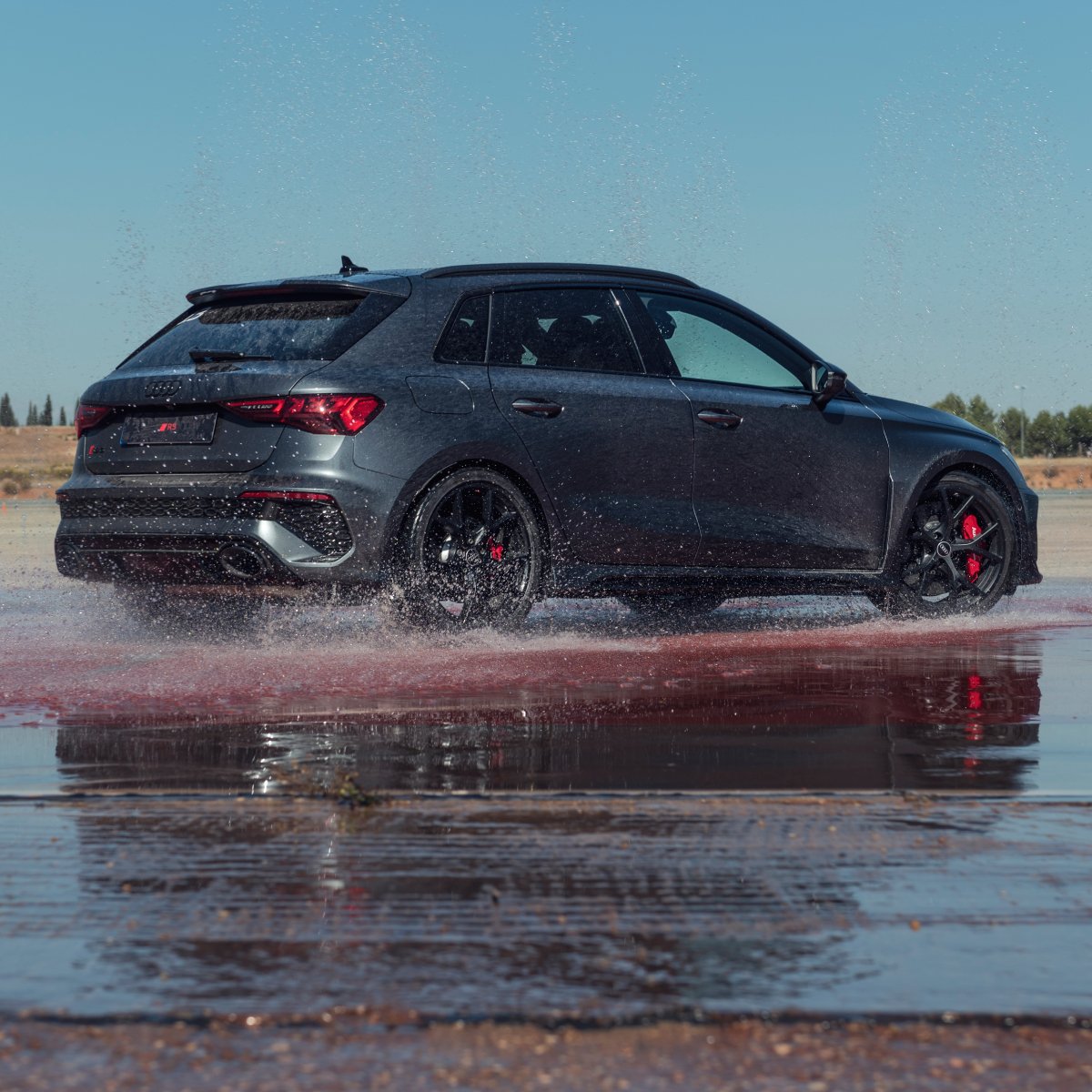 audispain's tweet photo. Os dejamos un recuento de todas las emociones que hemos vivido hoy junto a nuestra #ComunidadAudiSport. #Audi #PerformanceIsAnAttitude https://t.co/2S4q24zxay