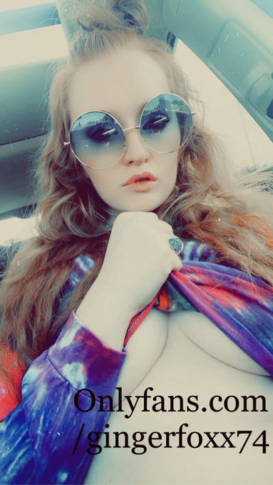 Happy Hippie Sunday everyone! Don&rsquo;t forget to check out my page and subscribe to see my content https://t<a href="/tag/redhead"class="tags"><span>#redhead</span></a><a href="/tag/ginger"class="tags"><span>#ginger</span></a><a href="/tag/sweetheart"class="tags"><span>#sweetheart</span></a><a href="/tag/hornygiri"class="tags"><span>#hornygiri</span></a><a href="/tag/bootyappreciation"class="tags"><span>#bootyappreciation</span></a>