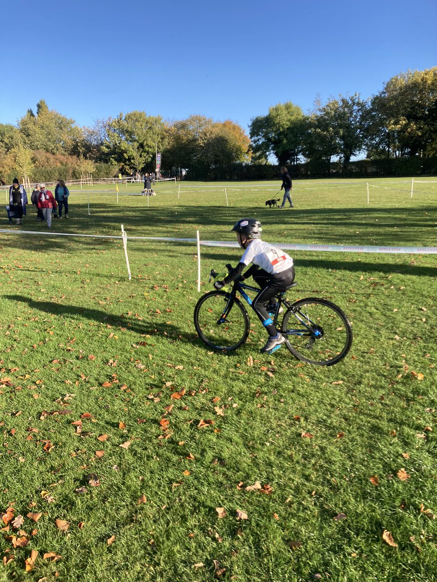 Gavin Jones tweet media