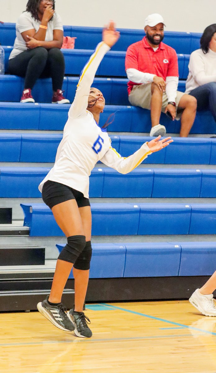 Renee Smith tweet media