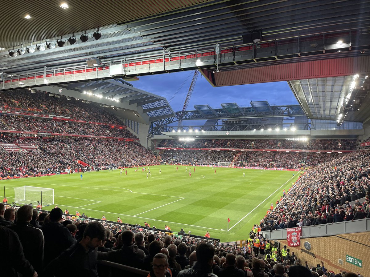leetaylor7905's tweet photo. Get in reds ❤️❤️❤️❤️❤️❤️❤️ #lfcmcfc https://t.co/rlkmF5Y8ZQ