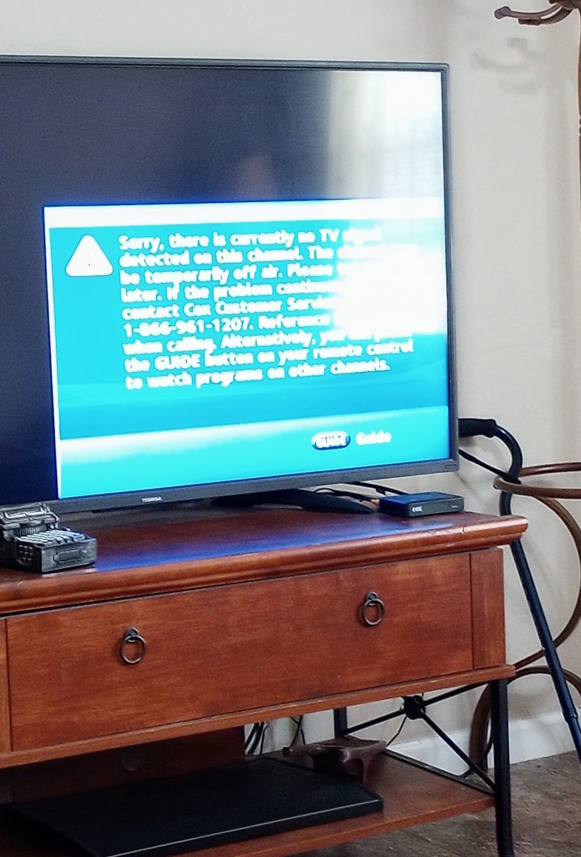 webbsuza's tweet photo. @nfl please tell.@foxtv to fix the damn broadcast https://t.co/v6VIMZp7fr