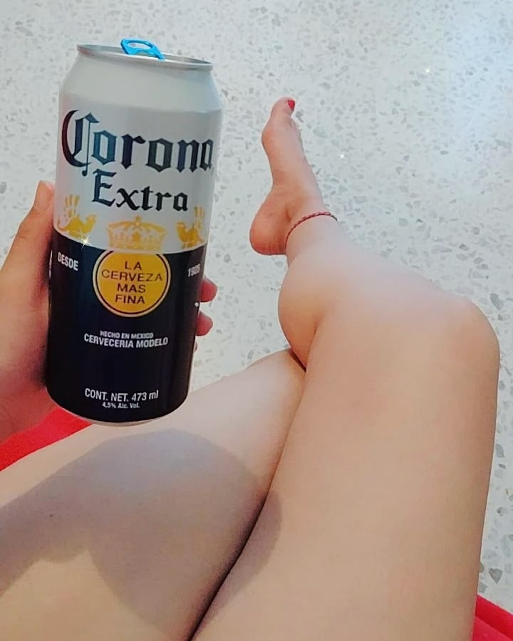 Marilyn26389144's tweet photo. #Cervezaoficial #cervezacorona #breack https://t.co/OyhIgNV7jC