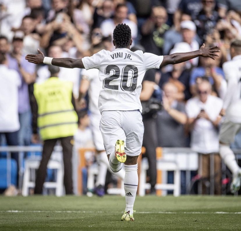 vinijr's tweet photo. Real Madrid Club de Fútbol 🤍 https://t.co/jxO2YMcNyp