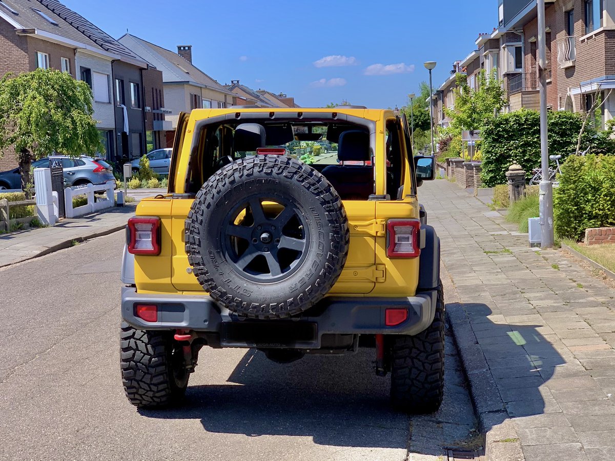 purrrgatory's tweet photo. @Jeep Hellayella! https://t.co/qLlm1yHGwv