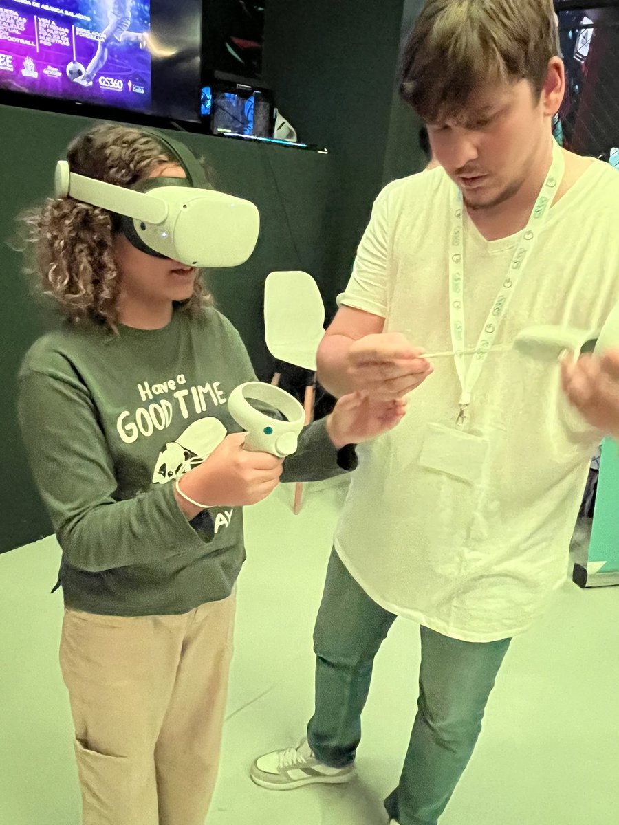CeltaLab1923's tweet photo. Balaidos ya tiene su espacio CENTRO DEMOSTRADOR de tecnología &amp; ZONA GAMING. 
Hoy hemos probado @onente_esports #FIFA23 @BeFootballVR Realidad virtual, @TeamFordzilla SIM Racing y @neuraltrainer reflejos/habilidad https://t.co/JCfk8xdujv