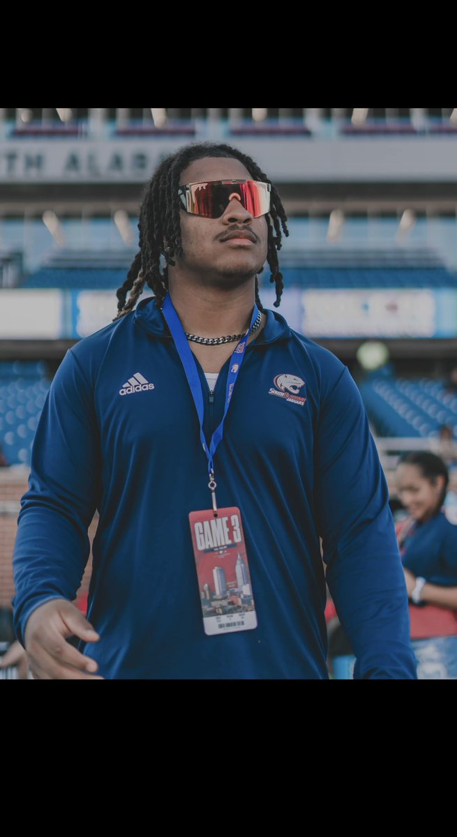 Gio Lopez 7️⃣ tweet media