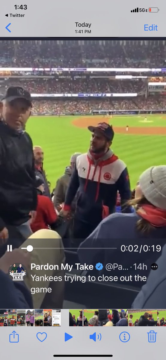 true2theWord's tweet photo. @PardonMyTake The lunger in black is wearing a Cleveland hat????? https://t.co/GpkNcdtXoJ