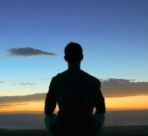 This world is a theater filled with falsehood, enslaved by lust, who justifies any means to realize his ambition