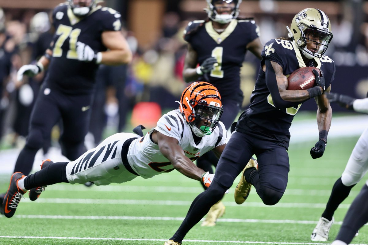 Saints's tweet image. First career NFL touch = first career NFL TD

🫡 @RashidShaheed 

#Sants | @weberstatefb