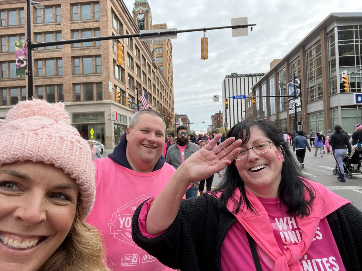 MockMath's tweet photo. Beautiful day for the Making Strides Against Breast Cancer walk. Over $10,500 raised by Greece Teachers and Athena HS Entrepreneurs. Amazing job! https://t.co/1PEuHdozwl