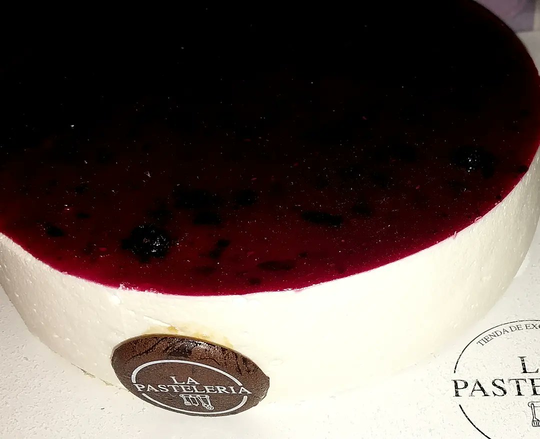 #chessecake  #bakeoff #chessecakedefrutosrojos 🍓🍒🫐 #cake #micumpleaños #dessert #dessertporn #instadessert #desserttime #sweetmoment #bakeoff #bakery #sweetfoodporn #sweet #good #food #foodsweet #foodlike #foodphoto #foodie #foodphotography #foodgood #notdiet #foodshare