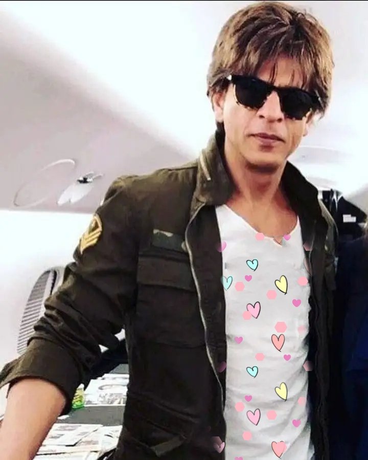 #Pathaan craze shows how eagerly folks are waiting for the movie. The King of Bollywood is coming on 25th January 2023 

PATHAAN STORM IN 100 DAYS
#SRK #ShahRukhKhan