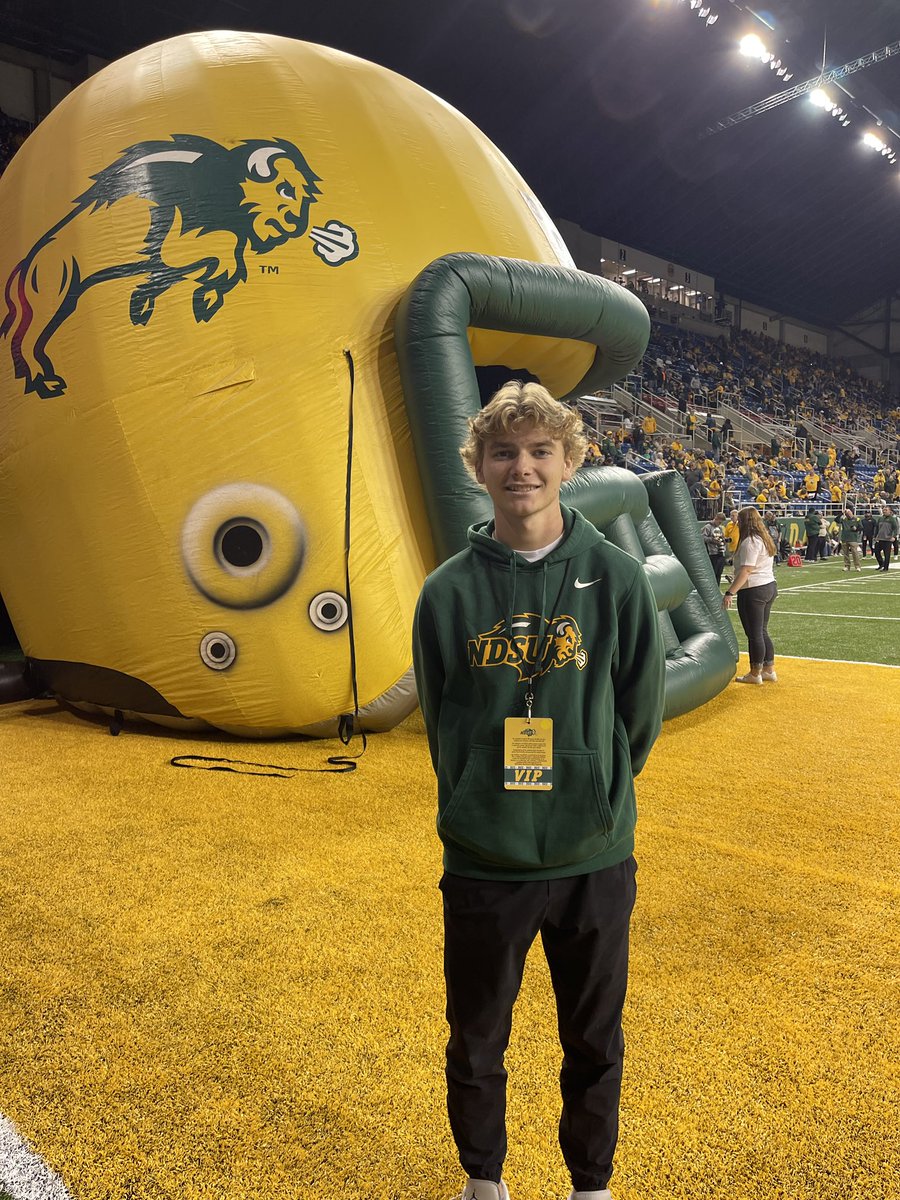 maxwatsonkicks's tweet photo. Thank you @PetersNDSU for having my family and I for a great game day visit! @NDSUfootball @Coach_Entz @CoachDeno @CoachRHedberg @fargonorthfb https://t.co/4lV9OTmkdS