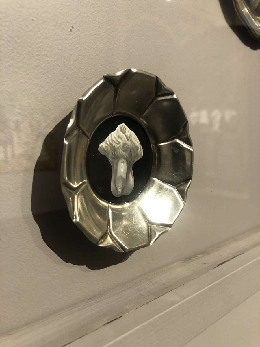 Te queda una hora para descubrir la fragilidad de un Romano, que cómo Sansón es presentada en bandeja de plata. No fue Dalila si no Cristina Toledo.
#domingosdemuseos