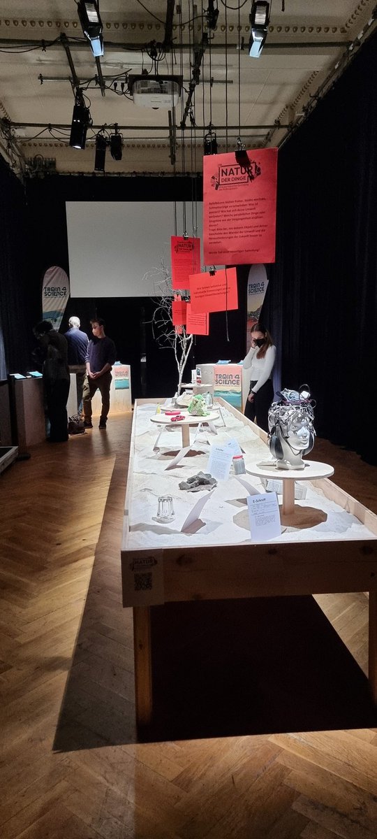 train4science's tweet photo. #WissKomm in der @neukoellneroper! Erkunde in unserem Workshop @train4science spielerisch dein Wissen und deine Meinung zum #Klimawandel und lass dich vom Stück NEUE LIEDER VON DER ERDE inspirieren. 

Termine: 16.10., 19.10., 27.10., 05.11., 06.11., 09.11., 12.11.2022 https://t.co/zj7cvuisAo