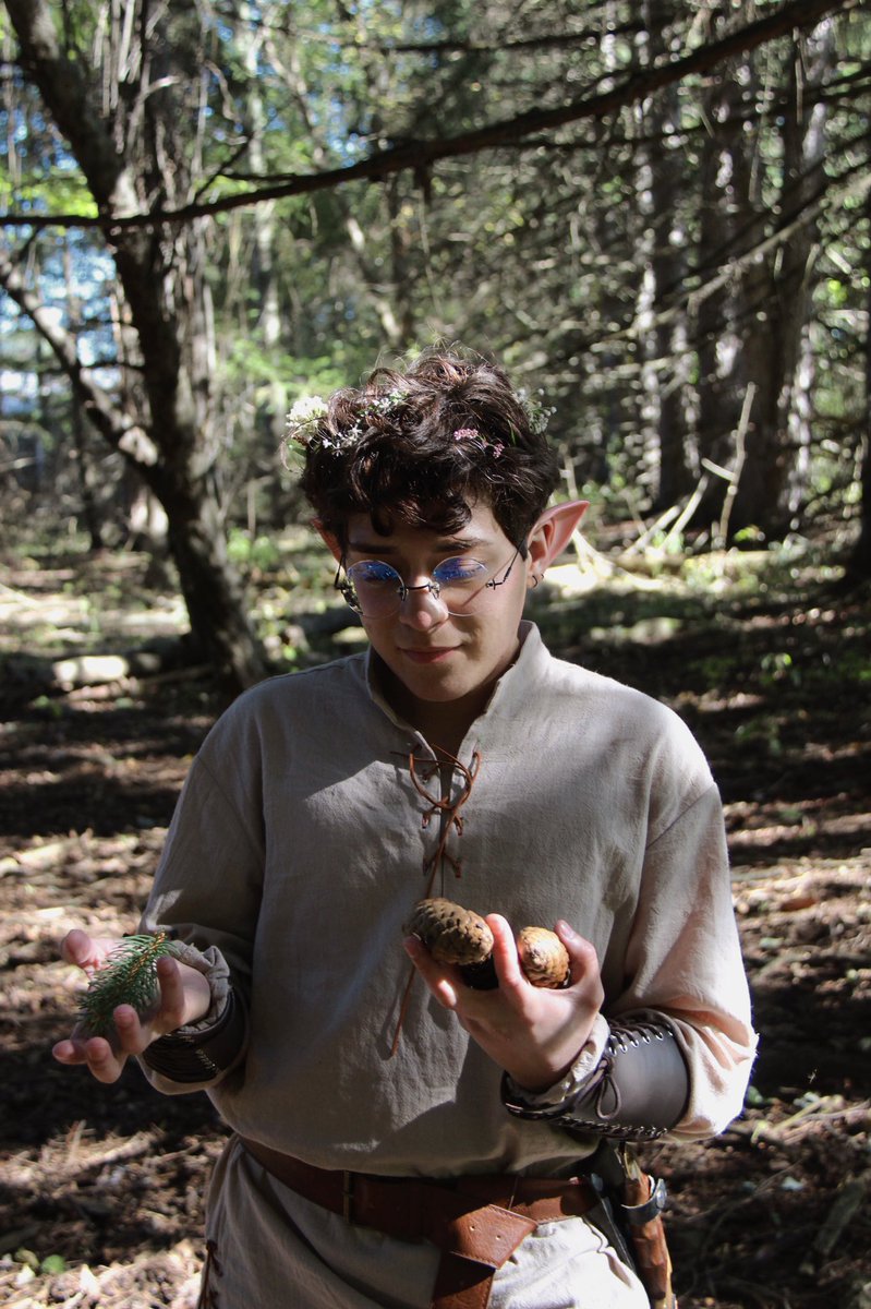 SpideyDaredevil's tweet photo. @LOTRonPrime Hire me 😅🥰 #hobbit #LordOfTheRings #RingsOfPowerOnPrime #RingsOfPowers https://t.co/PWsOImXPw8