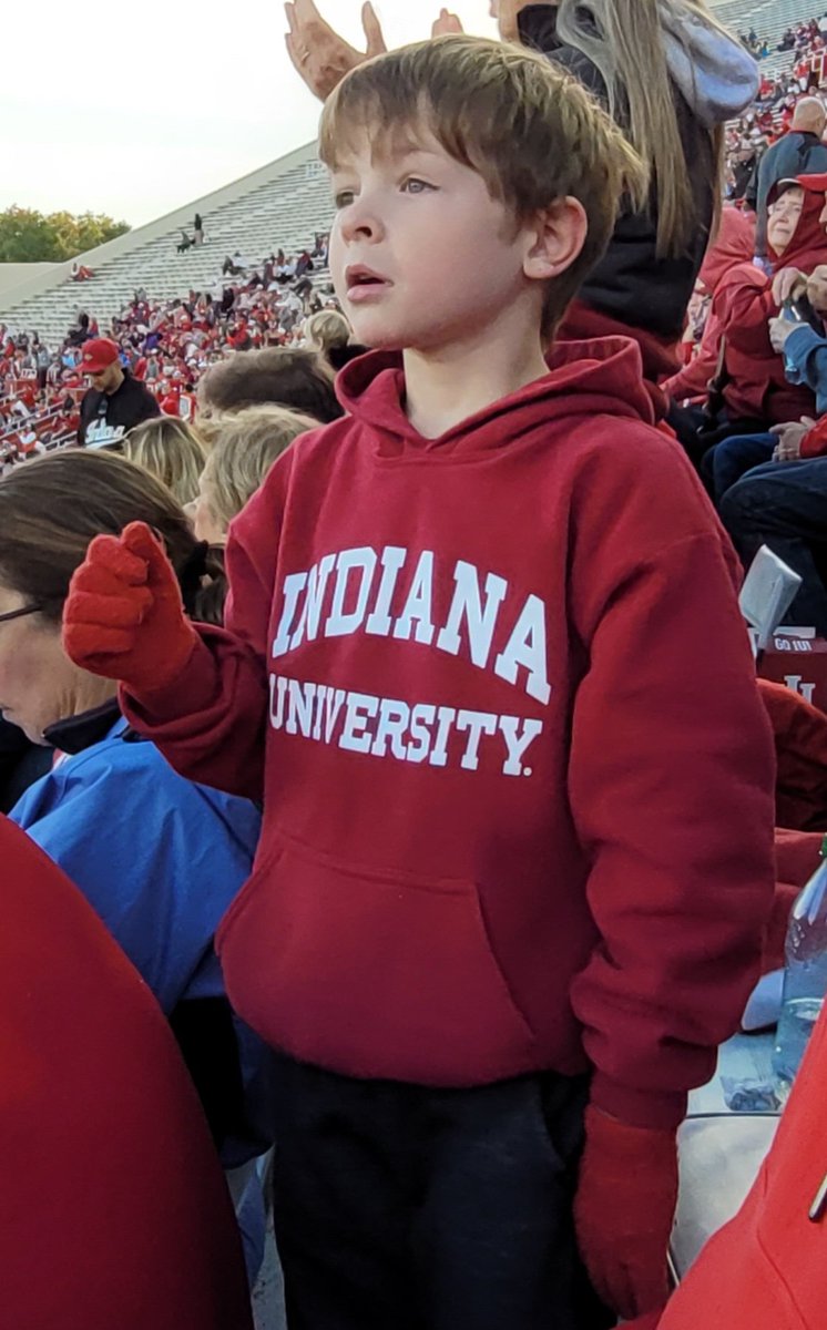 acton_jon's tweet photo. IU game memories. #LEO #NeverDaunted #TeamActon #TeamBright #KCA @CoachAllenIU @tombrewsports @IndianaFootball https://t.co/4O4htMqPnW