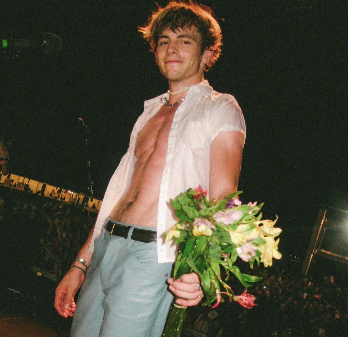 pov: ross lynch giving you flowers