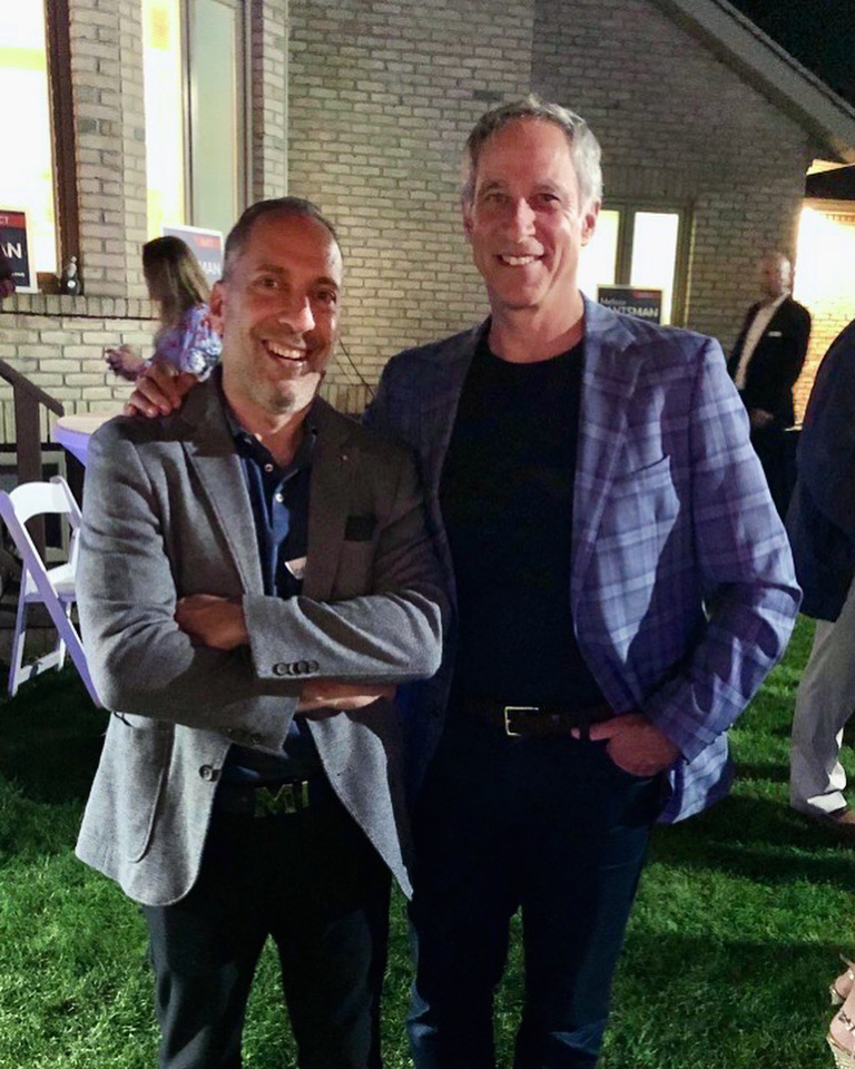 kormansllp's tweet photo. Wishing these two a Happy Boss’s Day with great appreciation for all the big and little things you do! Great jobs start with great bosses.
#greatbosses #boss #chosenlawyers #realestatelawyer #kormans #kormansllp #bestbosses #bossapproved #bossappreciationday https://t.co/5ky5nQCaRR
