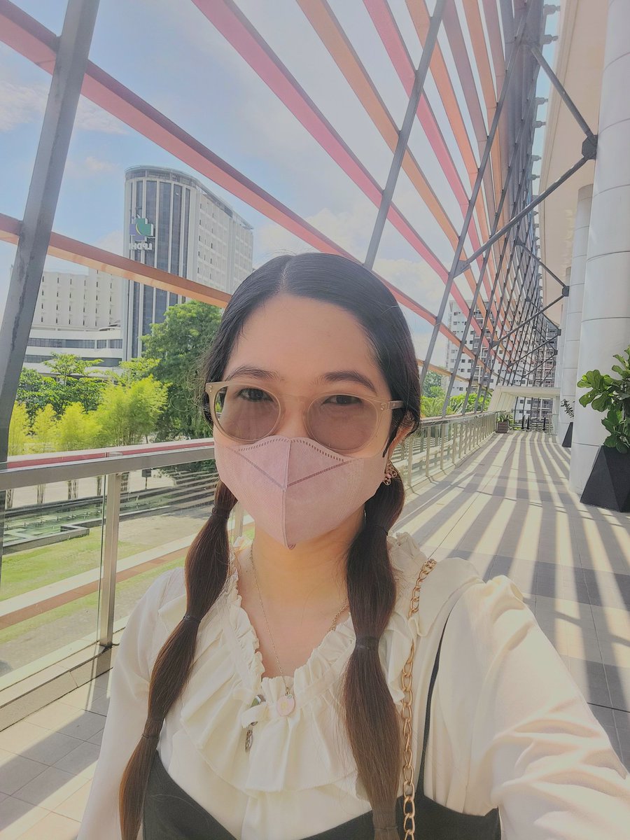 dianneeey's tweet photo. my whole WYAT exp in a thread:
SB19, the talented, passionate and humble individuals, deserved my hard-earned money. it will return, but i'll never be 24 again screaming my heart out who inspires me to be better!

WYAT TOUR IN DAVAO
@SB19Official #SB19  
#WYAT #WYATTourDavao https://t.co/Dneyj2lLv8