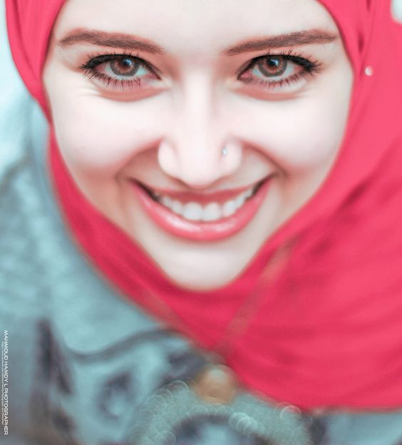 حجات كتير مش بنحس بيها 🚶‍♀️
طول مهيا موجوده زي الصحه كده 
إحساس إننا نألف النعمه  😔
مش بنحس فيها غير لما نتعب 
دور تعب بسيط بيغير وجه الحياه وشكلها 🌹
احمدو ربنا 
الحمد  لله 🌷🌸