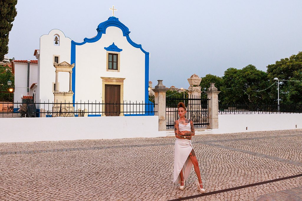 Snooks_Model's tweet photo. Church shoot #portugal with @modelphotographyholidays photographer @fourwinds_photography_services #fashionmodel #whitedress #twopieceset #church #albufeira #algarve #photoshoot #modellife #modeling #photography #photographer https://t.co/WpJuAKsqJn