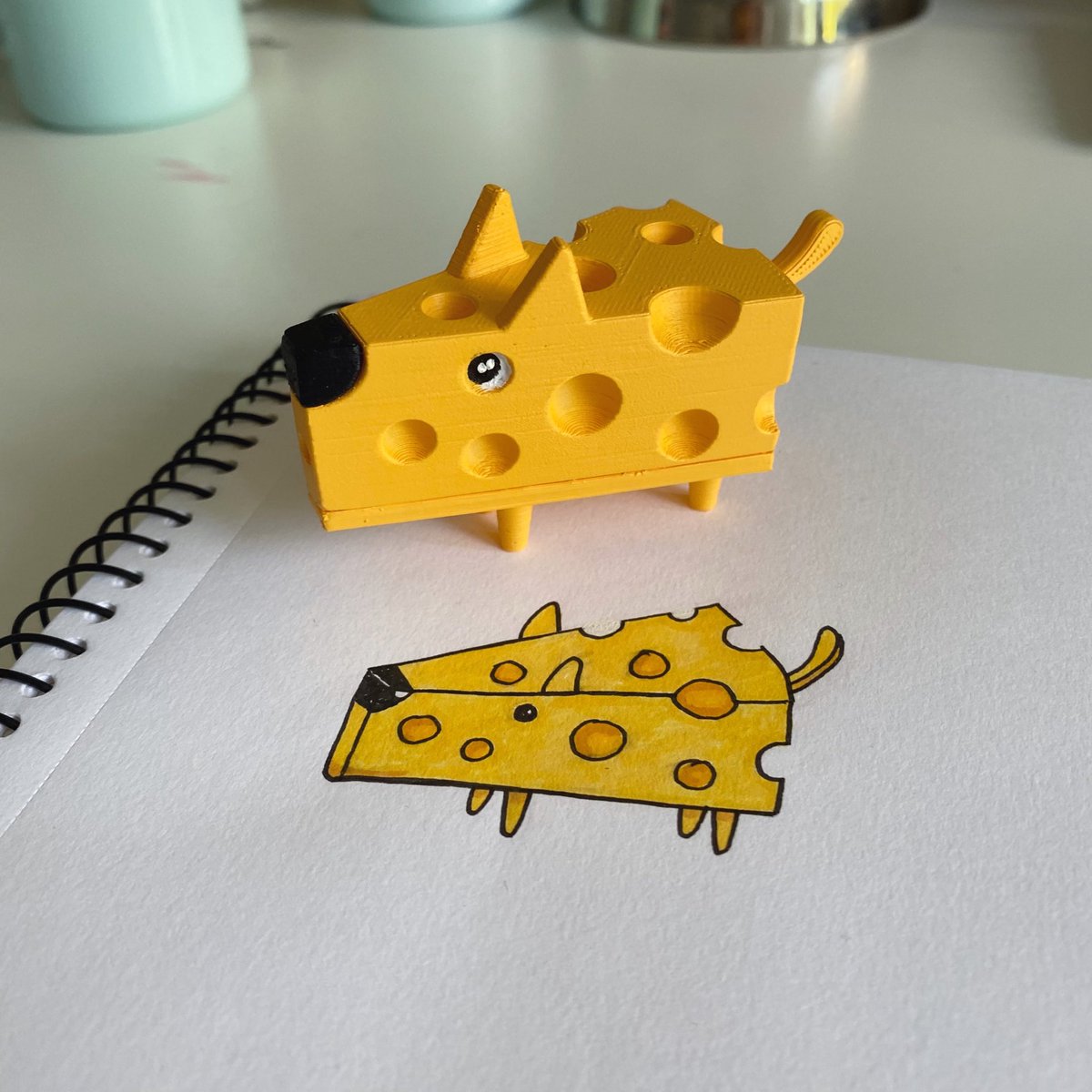 Say hello to Cheesy the highest quality yellow cheese dog🧀🐶

#customtoys #toydesign #3Dprinted #toys #doodle #toymaker