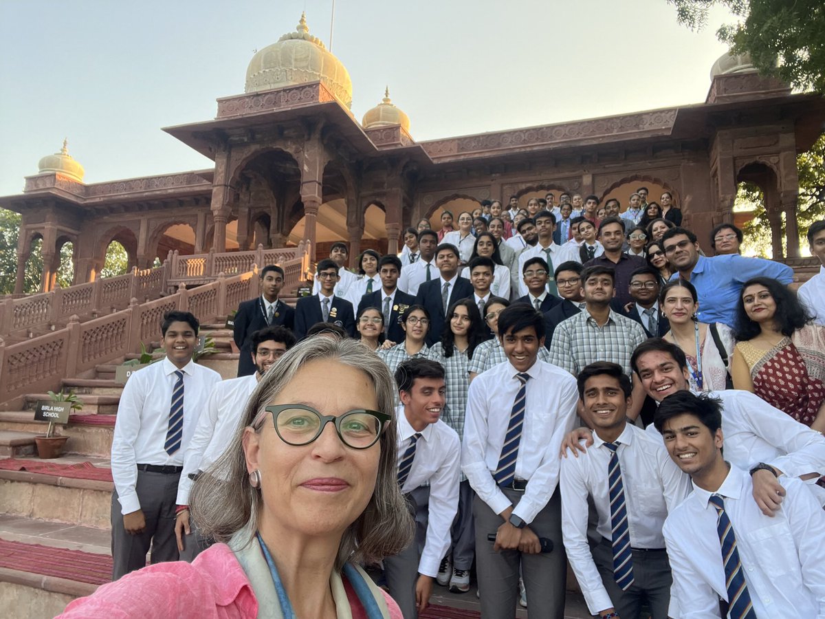 AmbWieserIndia's tweet photo. Impressive day at #MayoCollege, Ajmer, interacting with bright students and having honour of being chief guest at closing ceremony of #DeutschUtsav @Mayo! 👏on excellent German language skills of all participating teams! Great initiative, Mayo team and  Director LtGen Kulkarni! https://t.co/KT0LBmW6mI