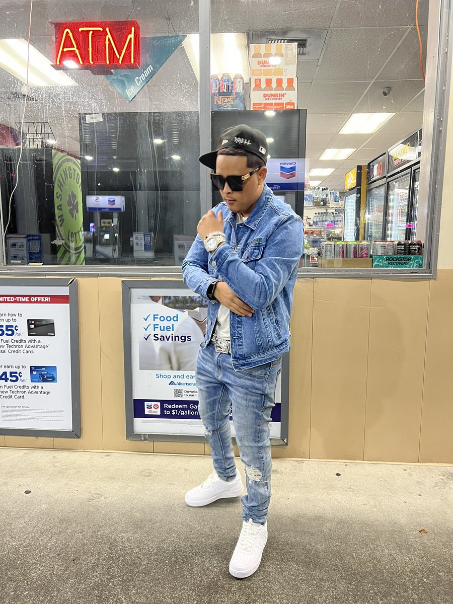 RRellDaRuler's tweet photo. She Rich 4 Life 💰 If She Miss Her Period 💋🐇 https://t.co/eemueOAYHe