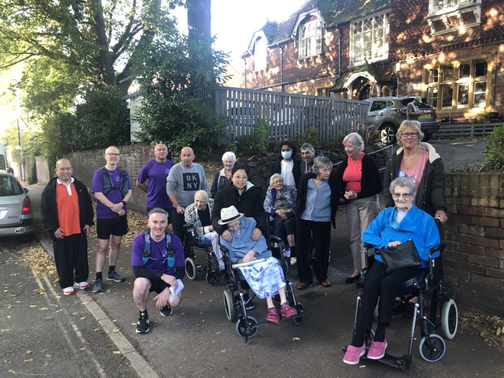 awad_gina's tweet photo. A proud day for our Exeter Memory Baton relay shining a light on dementia 💜

Thank YOU so much to over 20 baton bearers what a team we all were. 

Memories held in the baton and memories made 🙏 https://t.co/aQLiQL64e9