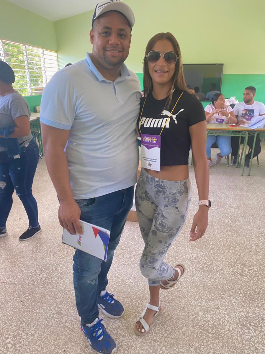 AzuaConAbel's tweet photo. Nuestro alcalde de Tábara Arriba, activo desde temprano.
#ConsultaPLD 
#AbelMartínezPresidente https://t.co/JOGlyoPLS9