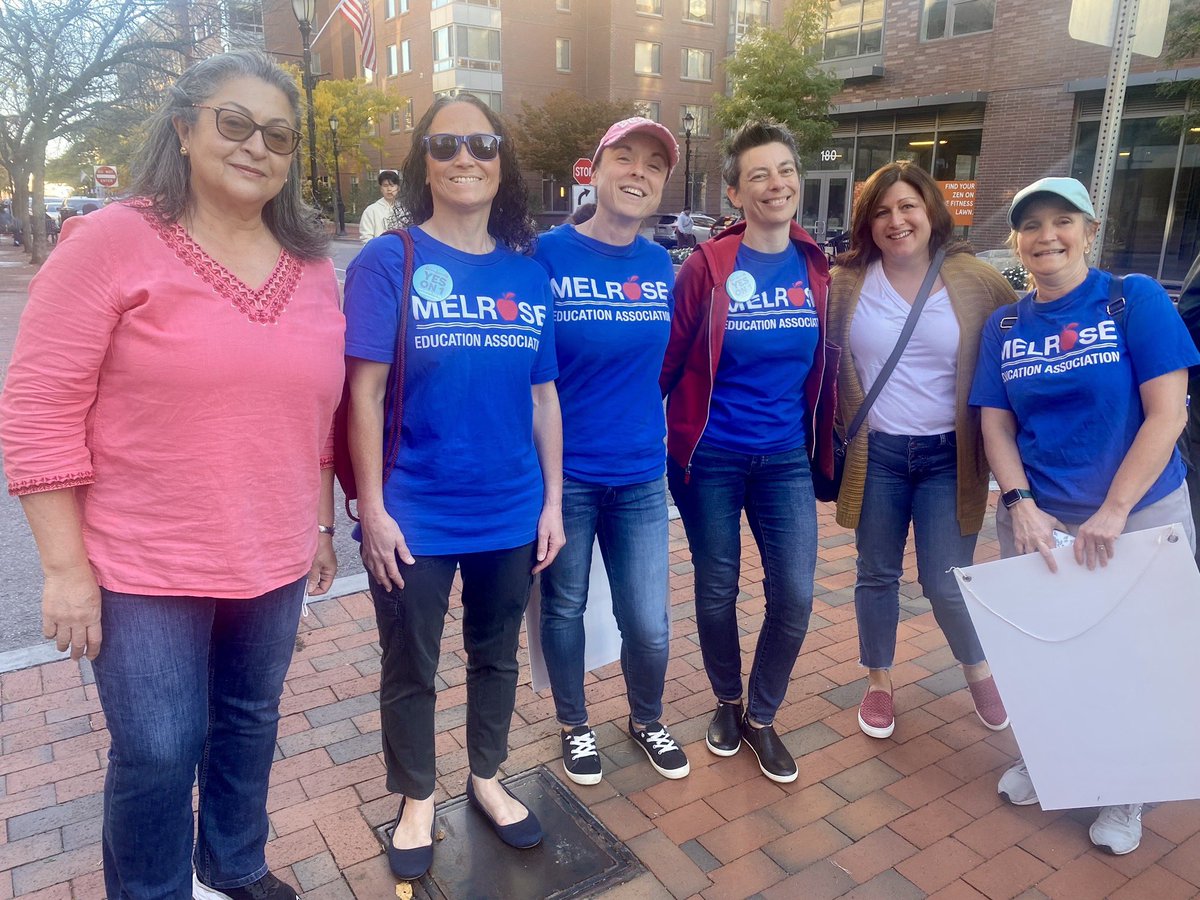 The Melrose Education Association stands in solidarity with <a href="/HaverhillEd/">Haverhill Education Association</a> and <a href="/MaldenEduAssoc/">Malden Edu. Assoc.</a>!🍎
“Each teacher shares and gives a part of themselves. They give the life lessons that are in between the notes. Those are the valuable lessons” - Haverhill High School Student