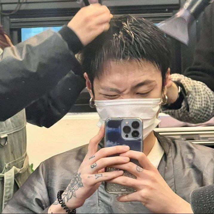 ghoticer's tweet photo. hoje o (futuro) dentista de vocês trouxe uma thread sobre o que fazer se seu dente sair inteiramente do alvéolo. https://t.co/Dk9vGr4xuT