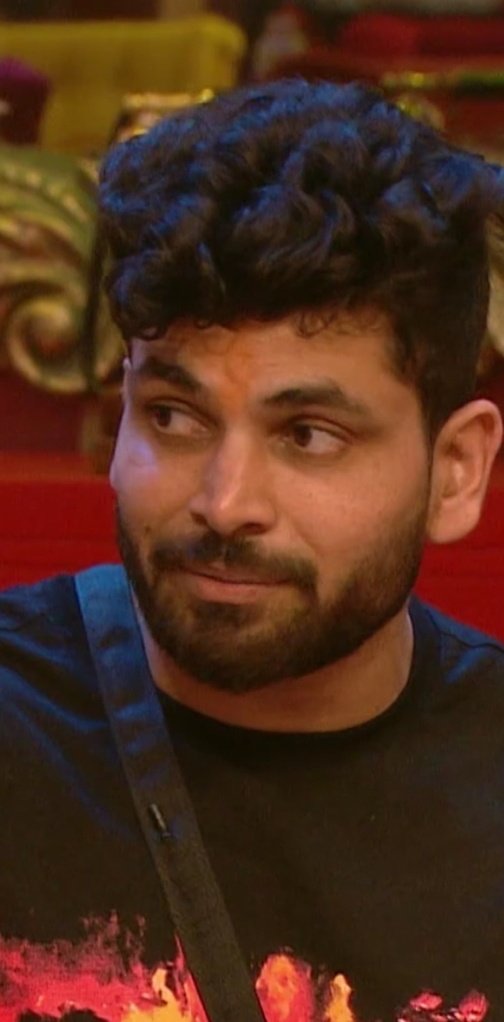 bollywcentral's tweet photo. In tomorrow's task,

On Priyanka's side
1.Ankit 
2.Archana
3.Manya

On Shiv's side 
1.All others

Who do you support in the captaincy's task ?

Priyanka - 🔁
Shiv - ♥️

#ShivThakare #bb16 #BiggBoss16 #ManyaSingh #PriyankaChaharChoudhuary #MCStan
#Ankitgupta #Nimrit #PriyAnkit https://t.co/73edSpE7jW