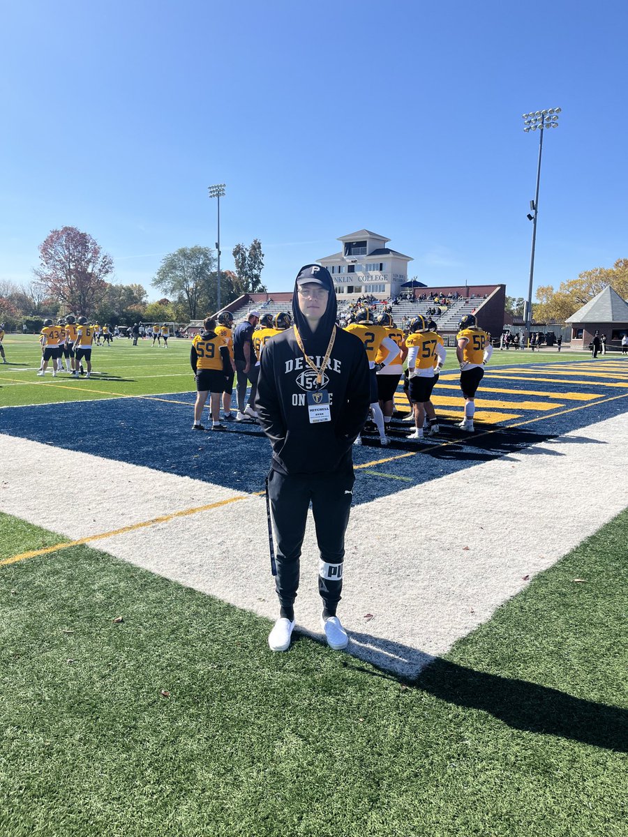 Mitchell934's tweet image. I would to like to say thank you to ⁦@AlanHensell⁩ , ⁦@Coach_Roz⁩ , and ⁦@Coach_McElwain⁩ also the rest of the coaching staff for having me yesterday for a home gameday visit!
⁦@TheSupercop2366⁩ 
⁦@TCTigerFB4Life⁩