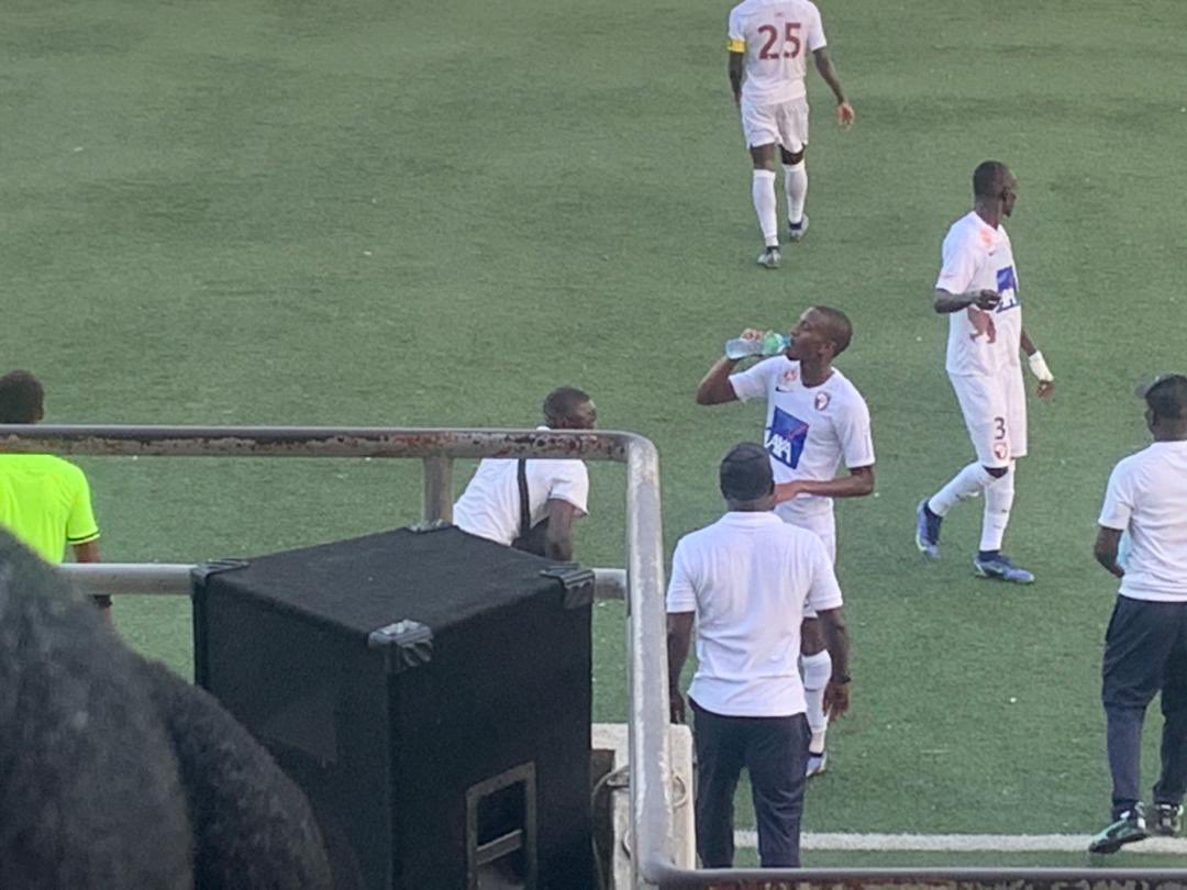 13footballC's tweet photo. ⏱ 68’ | Malick Mbaye trouve dans la profondeur le nouvel entrant Idrissa Gueye qui ajuste le gardien de Pikine. GF fait le break à moins de 20 mns de la fin de la rencontre. 
0️⃣-2️⃣
#ASPGF
#13football 
#13TV 
#Ligue1Sn #FootLocalSn https://t.co/AeaSOJzHCe
