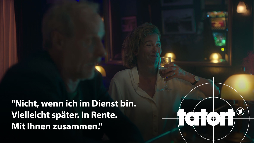 Tatort's tweet photo. "Sie können doch nicht unkontrolliert irgendwelche Substanzen an sich ausprobieren." #tatort https://t.co/y485Xx3oTK