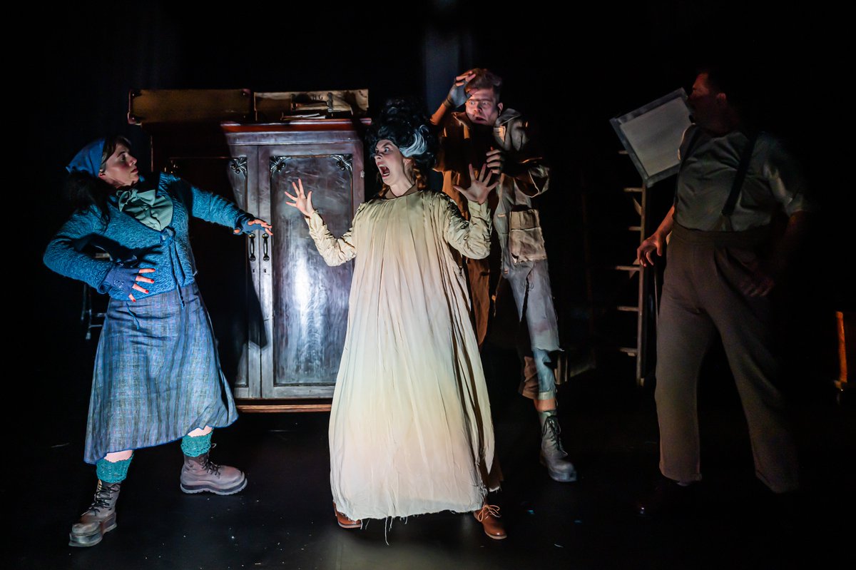 Big Telly Theatre Company (@bigtellyni) on Twitter photo Just some of the incredible <a href="/neilhphoto/">Neil Harrison Photography</a> production shots. Belfast, only SIX more chances to see the show before it heads off to LDN and NYC.
<a href="/OmnibusTheatre/">Omnibus Theatre</a> <a href="/59E59/">59E59 Theaters</a> <a href="/ArtsCouncilNI/">Arts Council of Northern Ireland</a>
🎟 tinyurl.com/9wvy4ybh Just some of the incredible <a href="/neilhphoto/">Neil Harrison Photography</a> production shots. Belfast, only SIX more chances to see the show before it heads off to LDN and NYC.
<a href="/OmnibusTheatre/">Omnibus Theatre</a> <a href="/59E59/">59E59 Theaters</a> <a href="/ArtsCouncilNI/">Arts Council of Northern Ireland</a>
🎟 tinyurl.com/9wvy4ybh