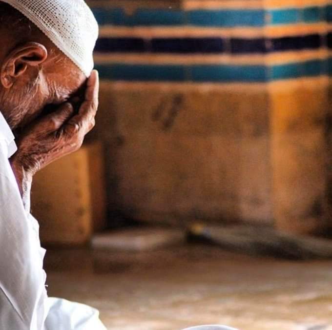 ما الشأن شهود التقصير فى التقصير 
إنما الشأن شهود التقصير فى التشمير 

سيدى عبدالله الحداد رضى الله عنه