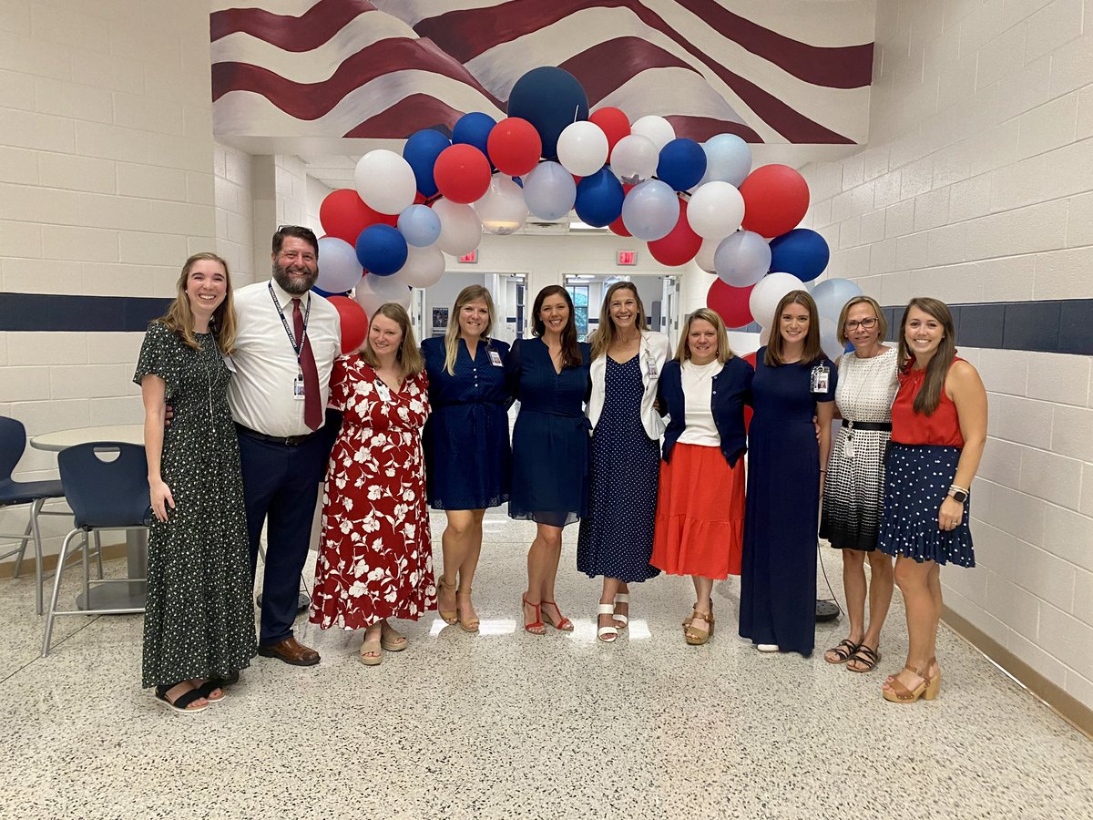 LibertyMDL's tweet photo. It’s National Boss’s Day! Our principal, Mrs. Thrower, is a warrior for good, an anchor of strength, and a lighthouse to us all. Thank you, Amanda, for supporting us and leading the way. You truly are a STAR 💫❤️💙 We love you! #libertyms #libertySTARs https://t.co/Qb10mjRrnM