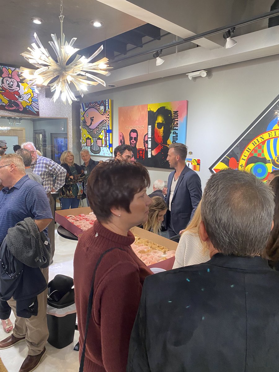 ARTSOFOURFAMIL1's tweet photo. #Artist #ArtistMattGabler #Gabler.work #BirminghamMi #Art #ContemporaryArt #artshow #DiMaggioGallery #Art https://t.co/18tIzJh9Hm