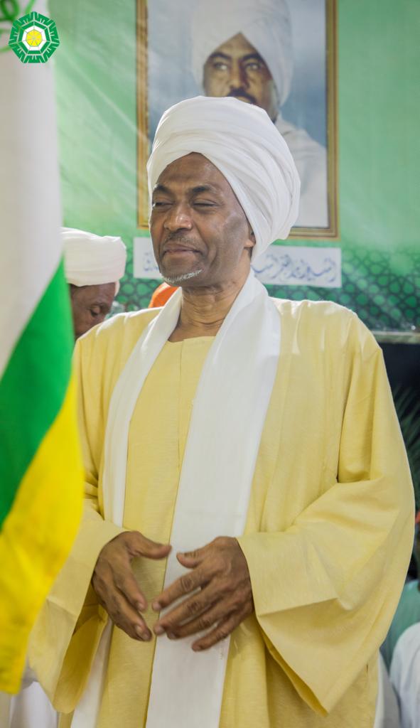 إن قلت يا مولانا
 أعلم من بعدها خير آت 
وحل لمعضلات ... وفك لكربات
#مولانا