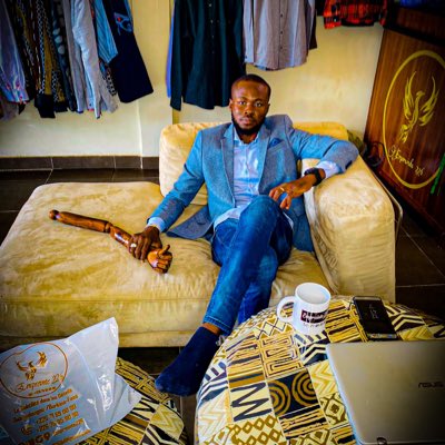 JeSuisLHT's tweet photo. #NouvellePhotoDeProfil https://t.co/ajYNq97wdC